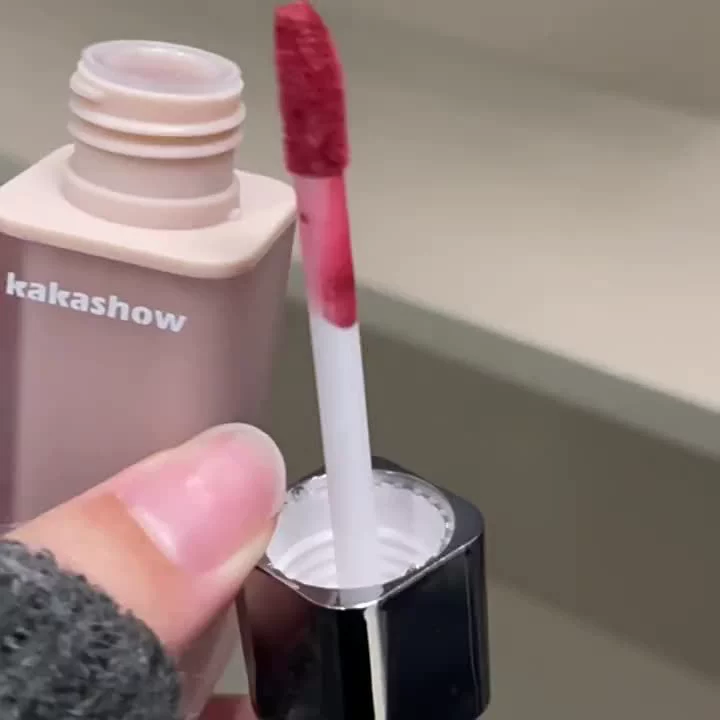 Kakashow аэрозольный туман цветной блеск для губ жёлтая кожа белый розовый нежный антивозрастной жизненно важный цвет связка-кольцо белая помада