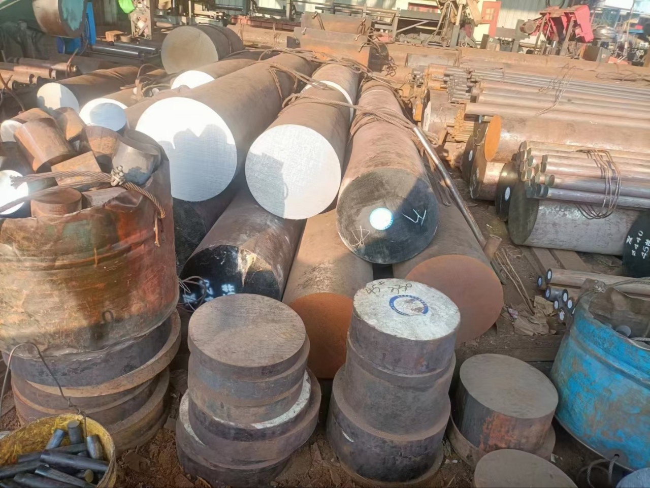 广东地区全新圆钢二手圆钢45号钢A3钢q235元钢厂价直销新旧圆钢