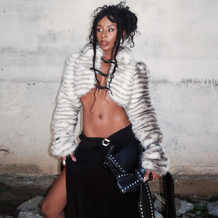 2025�W���羳�ﶬ�¿�Ů�b�r�н���Ƥ���Ը�¶Ě�_��Ƥ��ë�q����