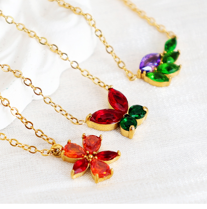 304 Stainless Steel Sweet Shiny Inlay Flower Butterfly Zircon Pendant Necklace display picture 2
