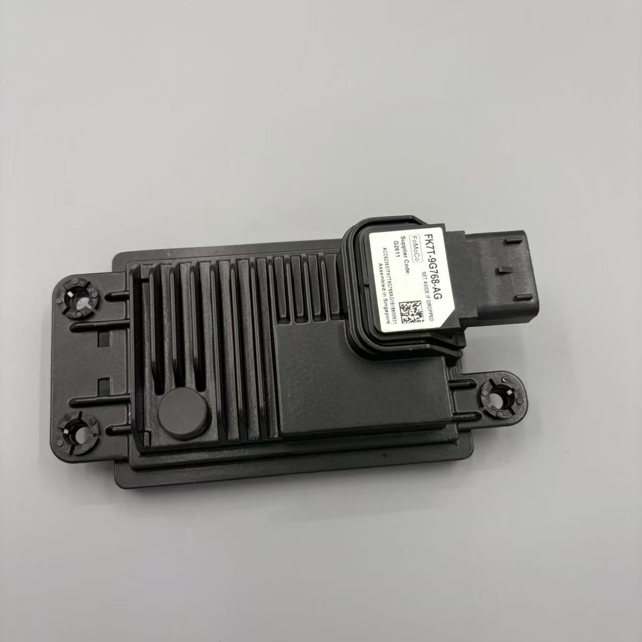 Suitable for Ford Lincoln Edge, MKX, New Explorer, Taurus, Mondeo ACC self-cruise module