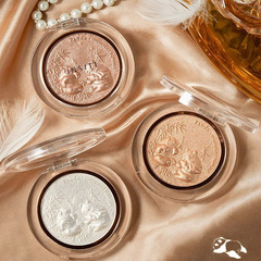 伊詩婷竹光掠影熊貓高光粉  臉部修容珠光鑽石閃粉高光