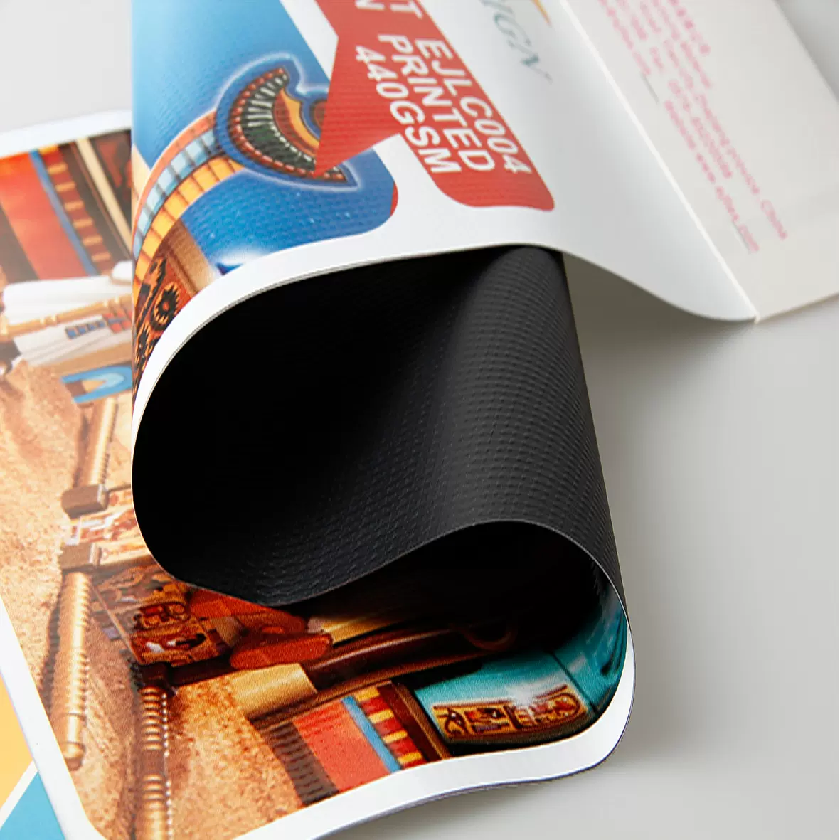 PVC双色灯箱布户内外写真喷绘布夹黑写真布贴合单喷广告布