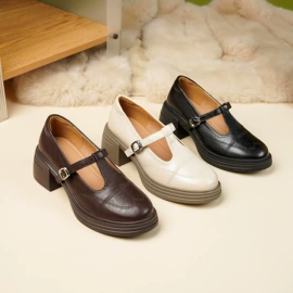 女式休闲单鞋;乐福鞋;女式皮靴