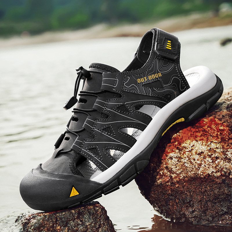 Foreign Trade Export Italian Genuine Leather Clogs for Men 2025 Summer Outdoor Camping Style Hiking Outer Wear Beach Sandals