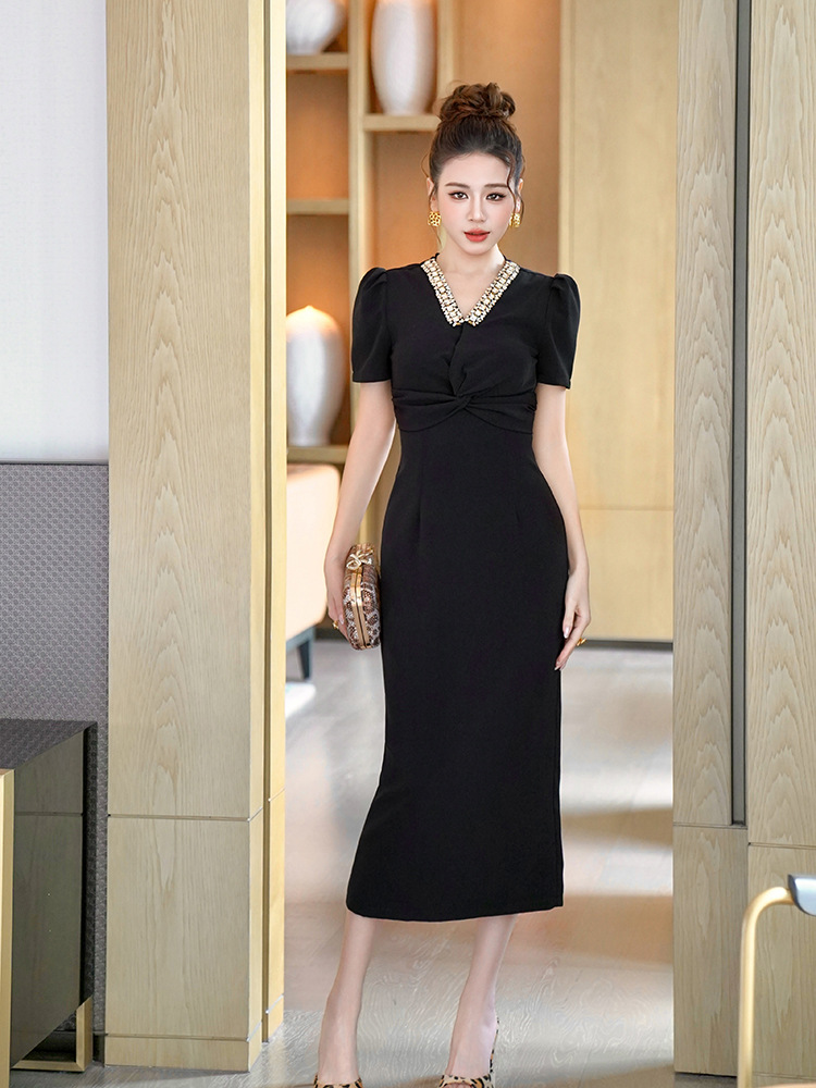 Đầm bodycon cổ chữ V dày dặn dài quá đầu gối kiểu Pháp — đen