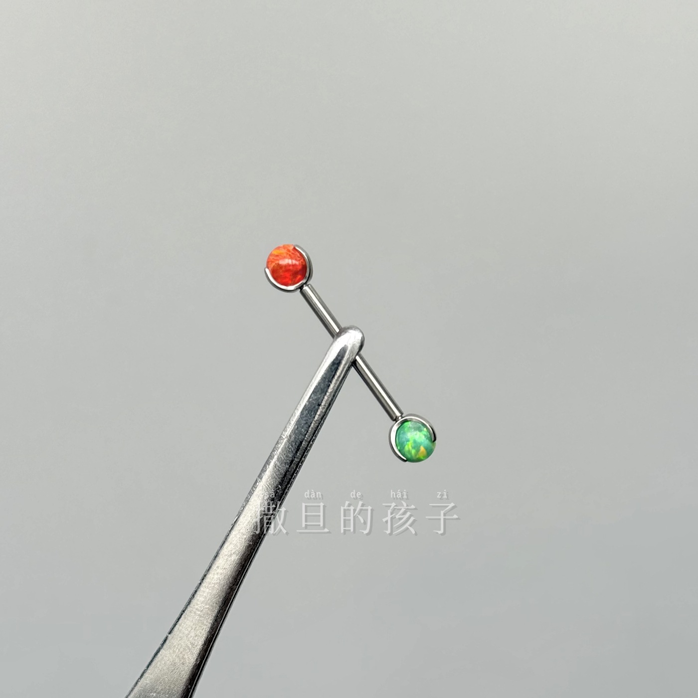 Silver pointed spike labret stud material detail