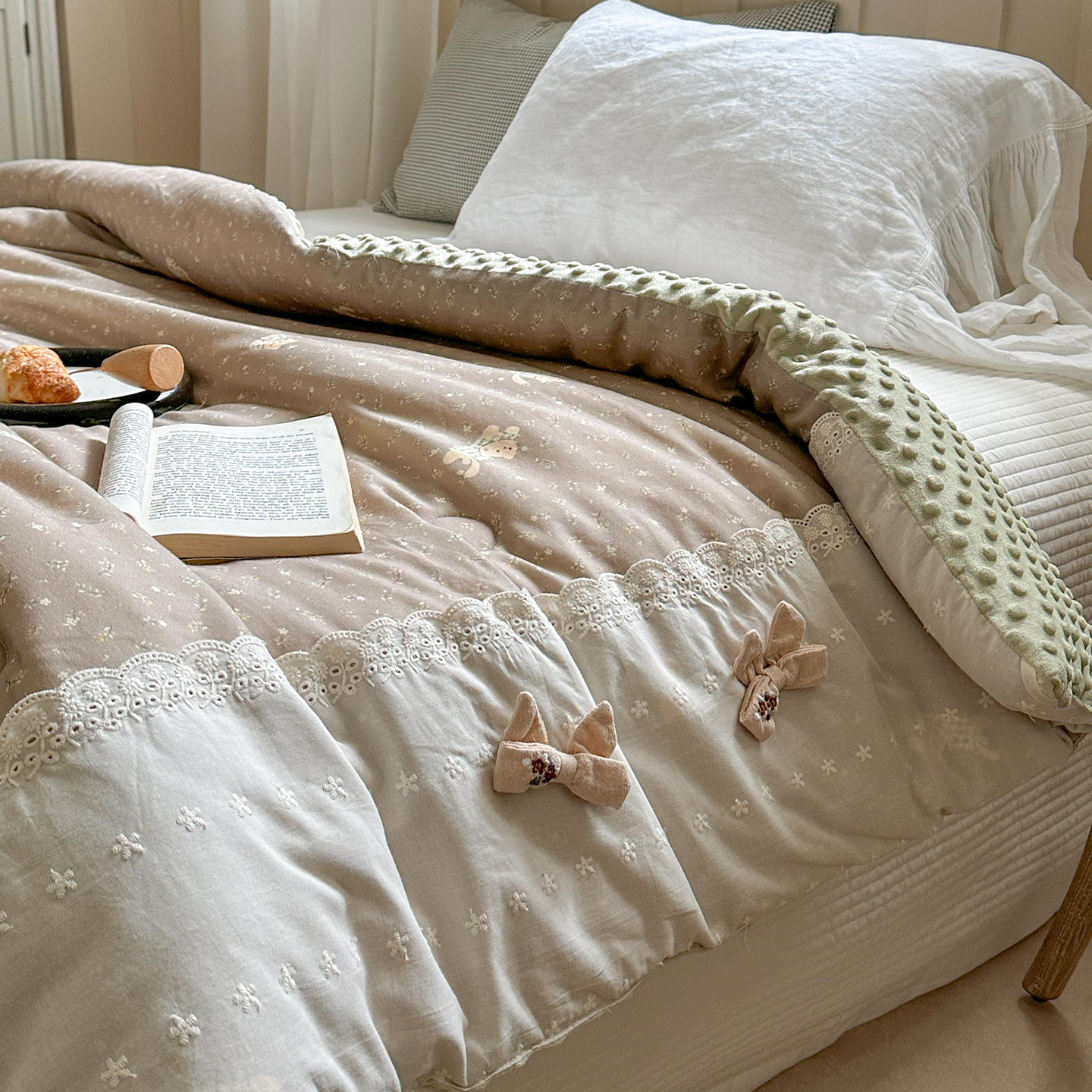 Class a Pure Cotton Double-Layer Yarn Duvet Spring and Autumn Quilt Winter Quilt Thickened Warm Machine Washable Double Quilt Core Quilt Winter