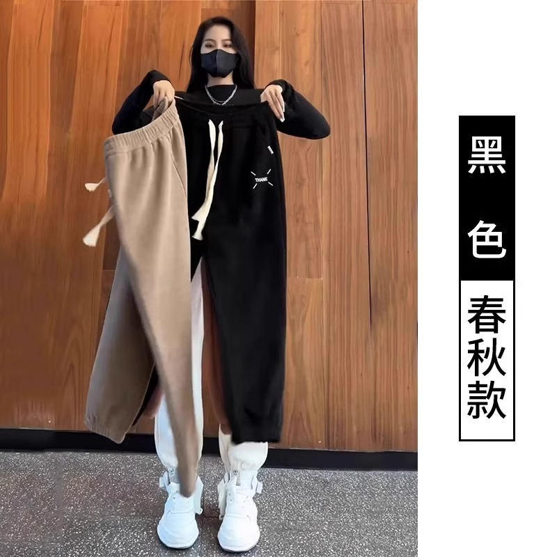 블랙 봄과 가을 스타일