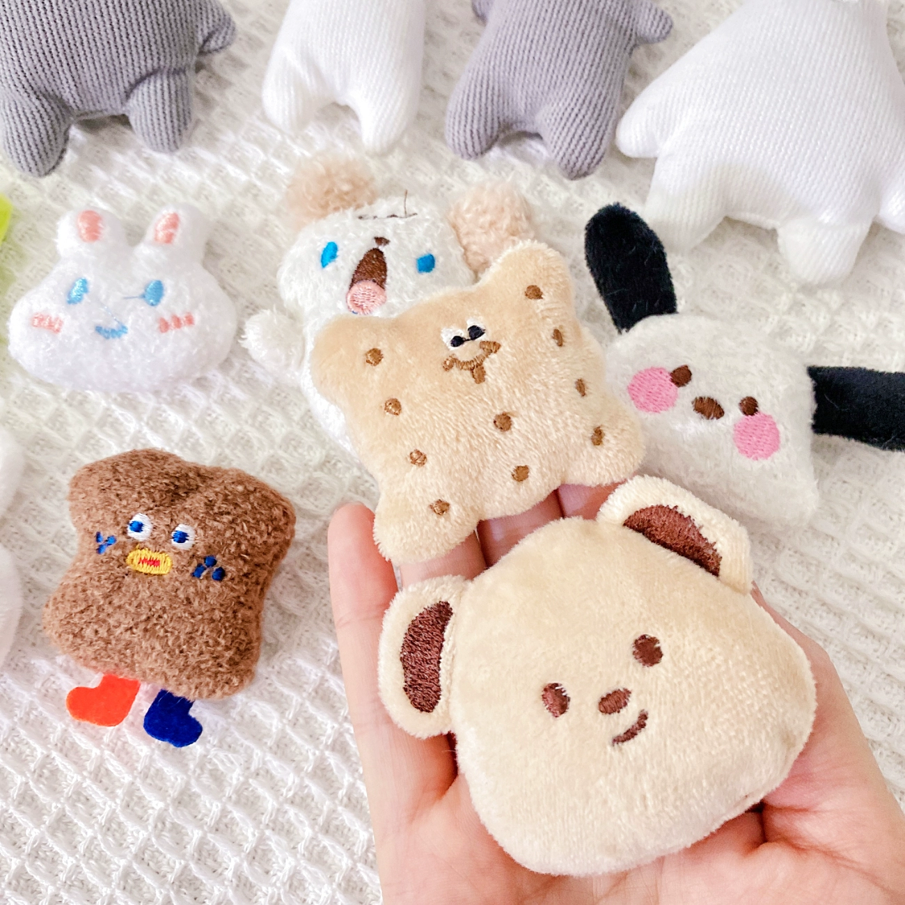 Plush doll, rabbit, brooch, bag, pin, DIY