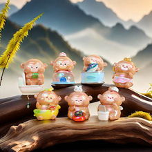 儿童节礼物可爱吗喽的漫步时光全电镀盲盒摆件桌面车载装饰品批发