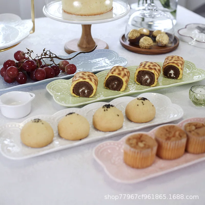 Northern European relief breakfast dish cake plate, a rectangular disk, Japanese -style plate sushi disk bakery baking tableware