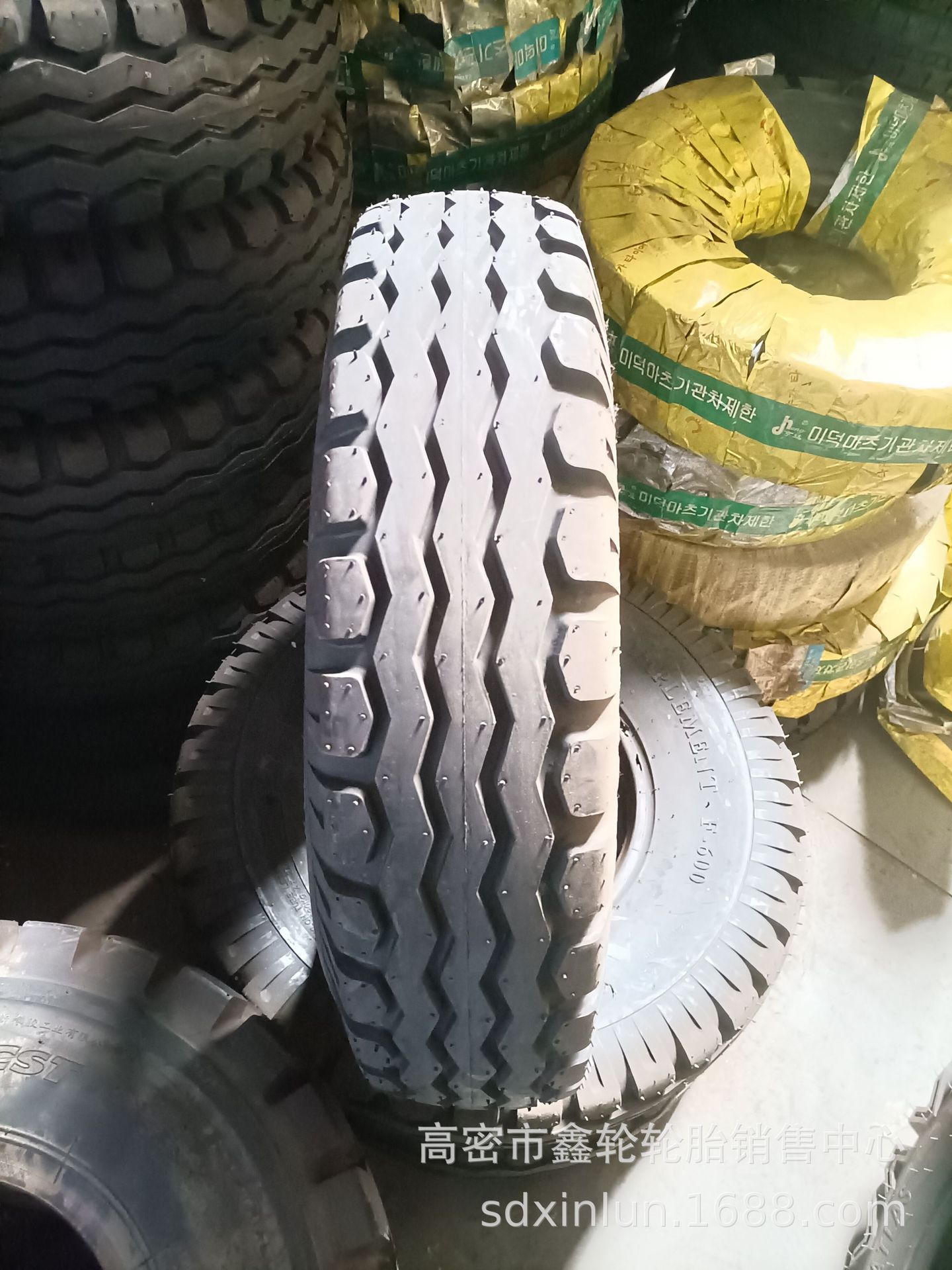 供应打捆机7.00-12 10-15捆草收割机700-12 10-15轮胎