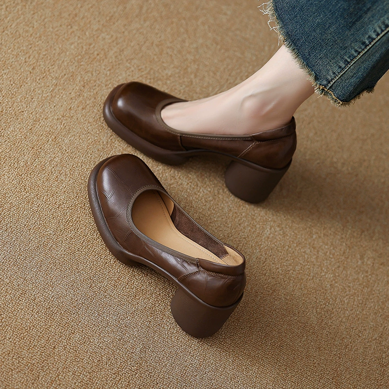 2024 New Retro Block Heel Pumps for Women, Stone Pattern Cowhide, Round Toe, Mid Heel, French Style