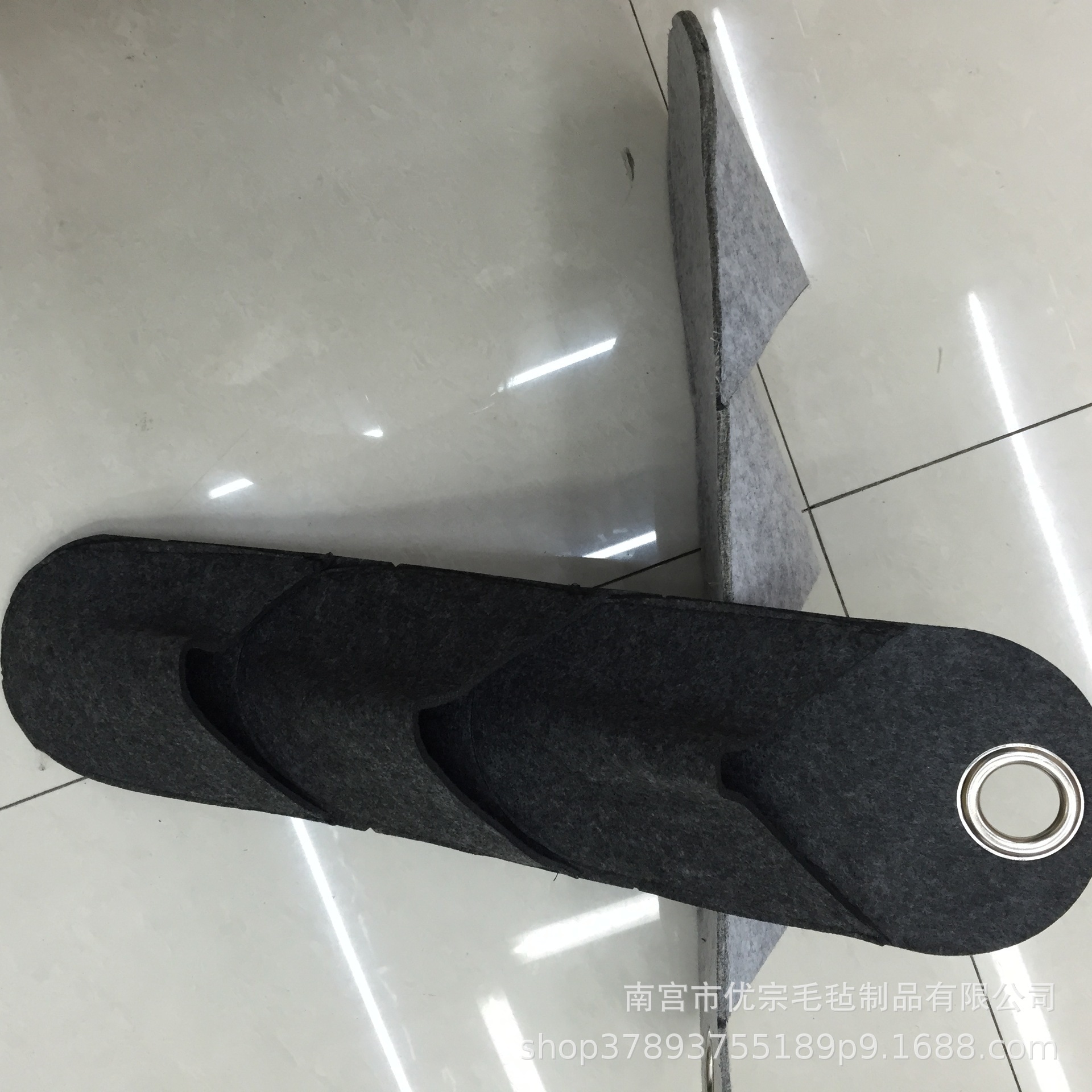 Japonés llano fieltro tela almacenamiento colgante bolsa almacenamiento colgante multi-capa colgante bolsa simple fabricante en stock