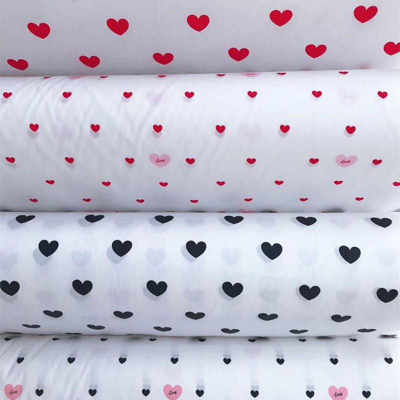 厂家直销1.6全棉窄幅斜纹印花卡通面料婴童卡通斜纹A类环保小花