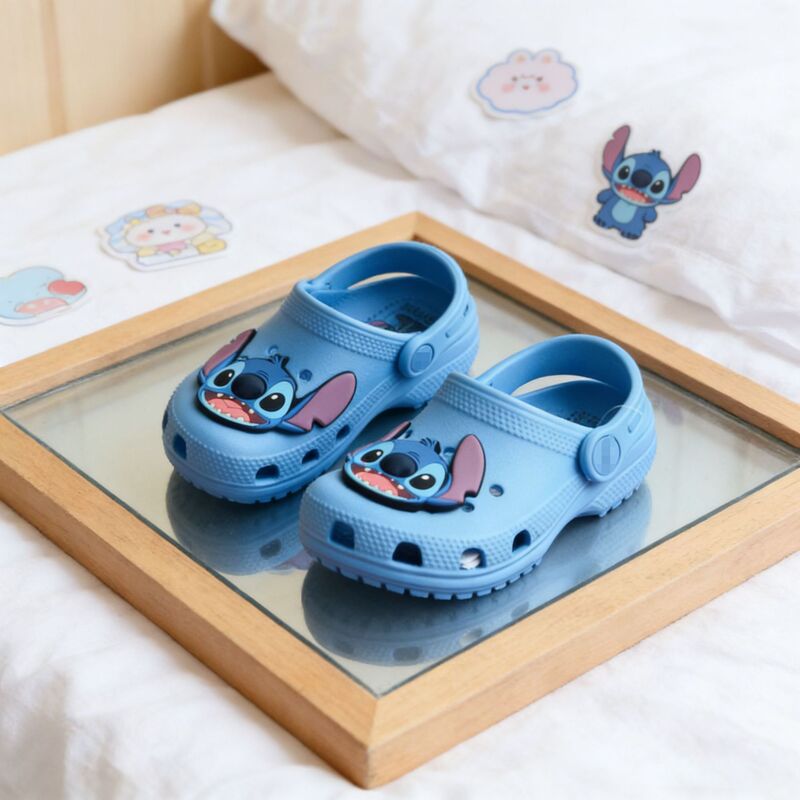 Brown Bear Parent-Child Croc Shoes Cross Cartoon Co-Branded Children's Shoes Adult Beach Furry Doll Slippers