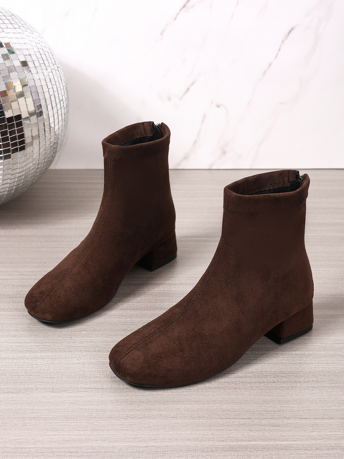 Botas cowboy de camurça para mulher, botins retro com salto_voghion.com