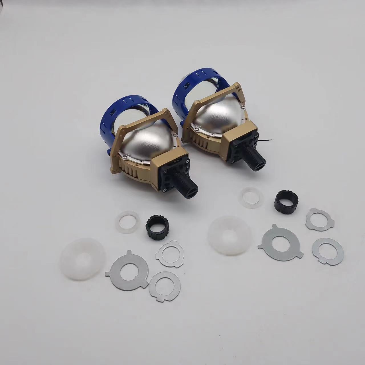 LED de doble luz de la lente faro 55W brillante proyector fuerte lejos y cerca de la modificación integrada de la película Azul faro al por mayor