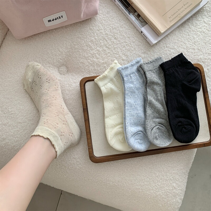 Hollow Mesh Short Socks for Women, Summer Solid Color Simple Lace Thin Cotton Socks, Breathable Four-Leaf Clover Short Socks for Summer Hollow Mesh Short Socks for Women, Summer Solid Color Simple Lace Thin Cotton Socks, Breathable Four-Leaf Clover Short Socks for Summer