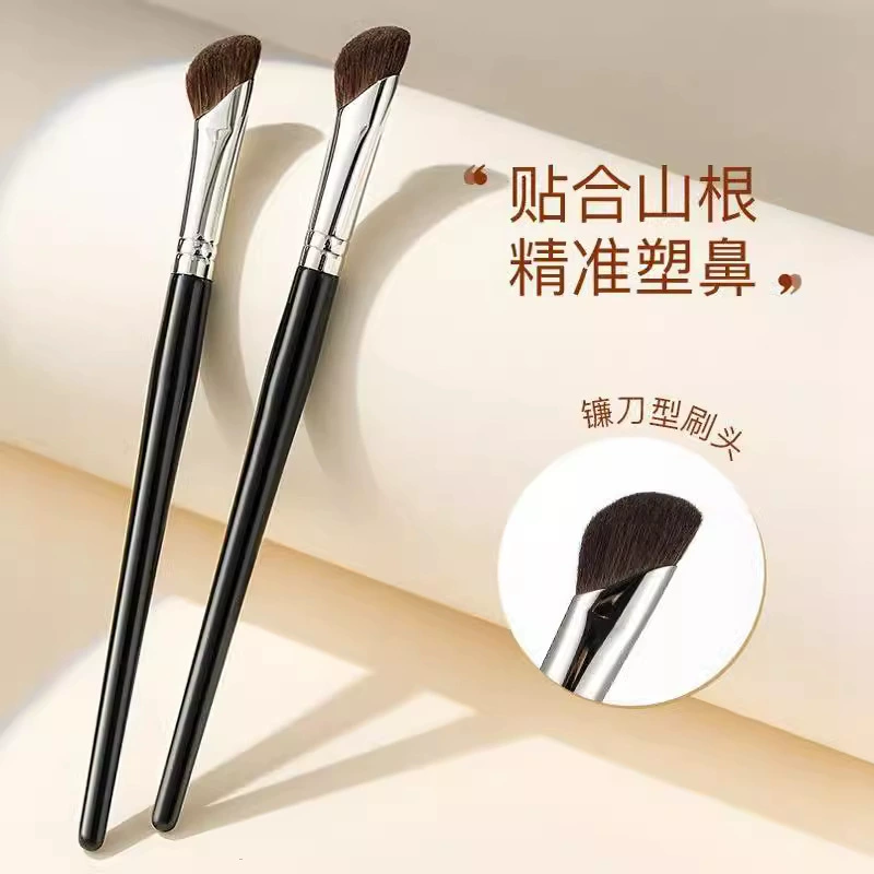 Brush, pony for contouring, eye shadow