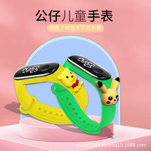 厂家批发新款M3可爱公仔儿童手表LED触摸运动防水户外硅胶电子手