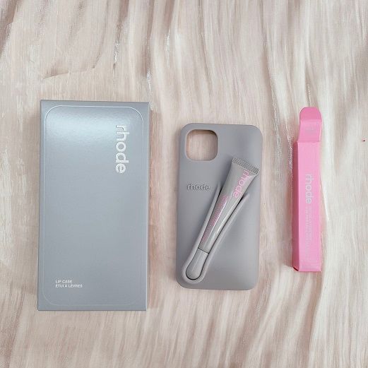 Otoño/Invierno Haili espresso brillo de labios iPhone16promax funda para teléfono celular silicona manzana lápiz labial 15pro/14