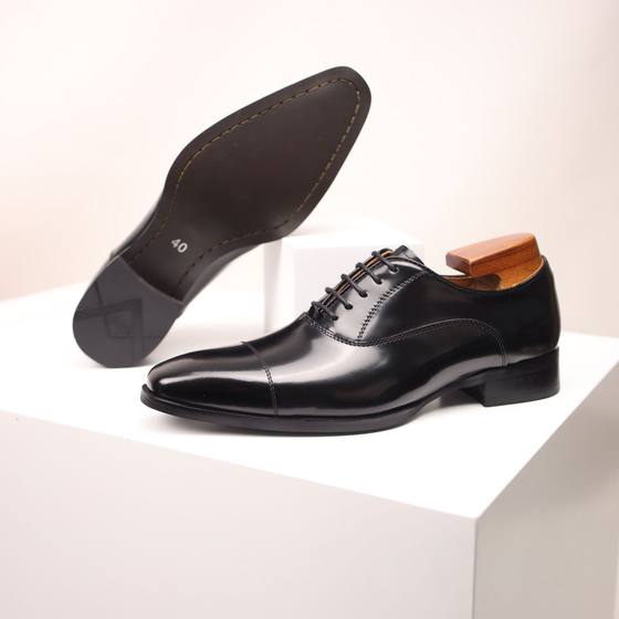 Three-connector Leather Shoes Men's Cross-border Business Dress British Style Oxford Shoes Casual Leather Handmade Beaded Patent Leather