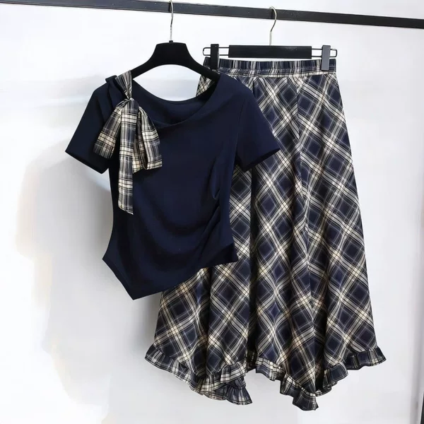 Irregular One-Shoulder Short-Sleeved Top, Plaid Skirt, Women's Summer Suit, Thin Style, Fashionable Plus-Size Two-Piece Set for Small People