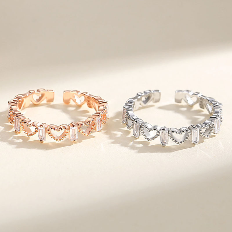 Anillo de diseño de nicho de mujer s925 plata esterlina estilo coreano anillo de diamante de corazón hueco estilo de lujo ligero de moda TikTok mismo estilo