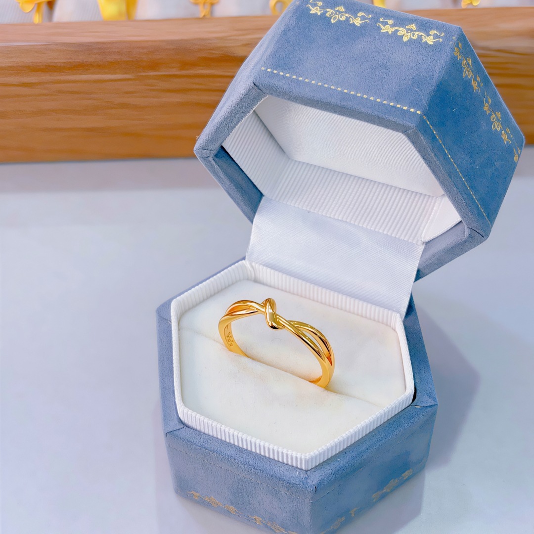 Knot ring