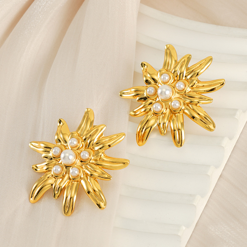 Pendientes de acero inoxidable geométrico de flores retro francesas Pendientes de perlas de temperamento de moda femenina Pendientes de lujo ligero de alta calidad Mujeres