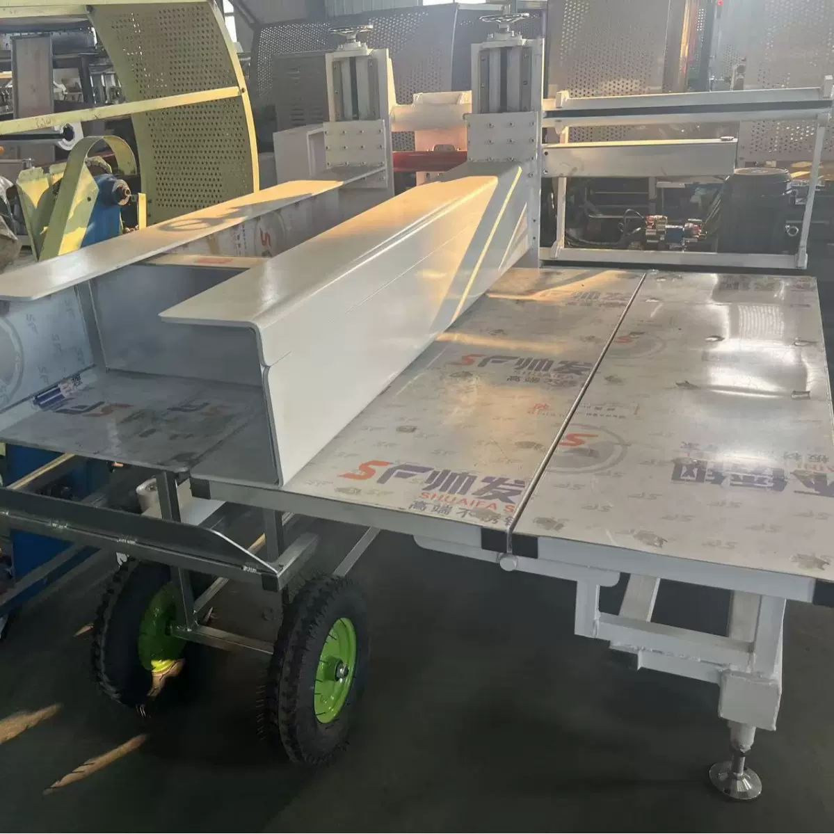 服装压缩打捆装袋机横向液压打包机卧式打包自动收紧压包打包机