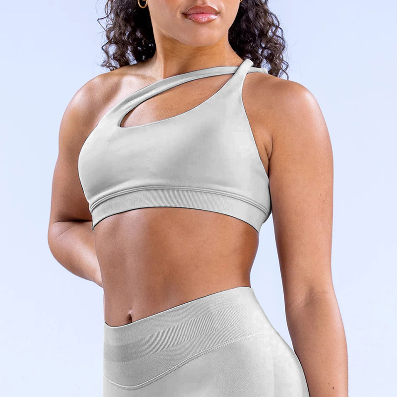 Sujetador deportivo mate ultrafino de alta elasticidad estilo DF para mujer con hombros asimétricos y diseño sin espalda para yoga, correr, fitness y entrenamiento deportivo.