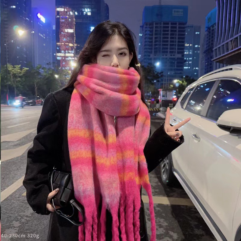 Karierter Schal in Schwarz und Weiß, verdickte Farbe, warmer Schal mit Fransen_voghion.com