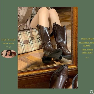 Корейские коричневые женские ботинки до середины икры Dongdaemun, высокие сапоги для верховой езды с V-образным вырезом, ковбойские сапоги с острым носком в стиле вестерн.