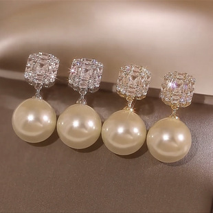 Authentic zircon pearl earrings for women 2024 new earrings popular autumn and winter earrings light luxury design high-end genuine goods