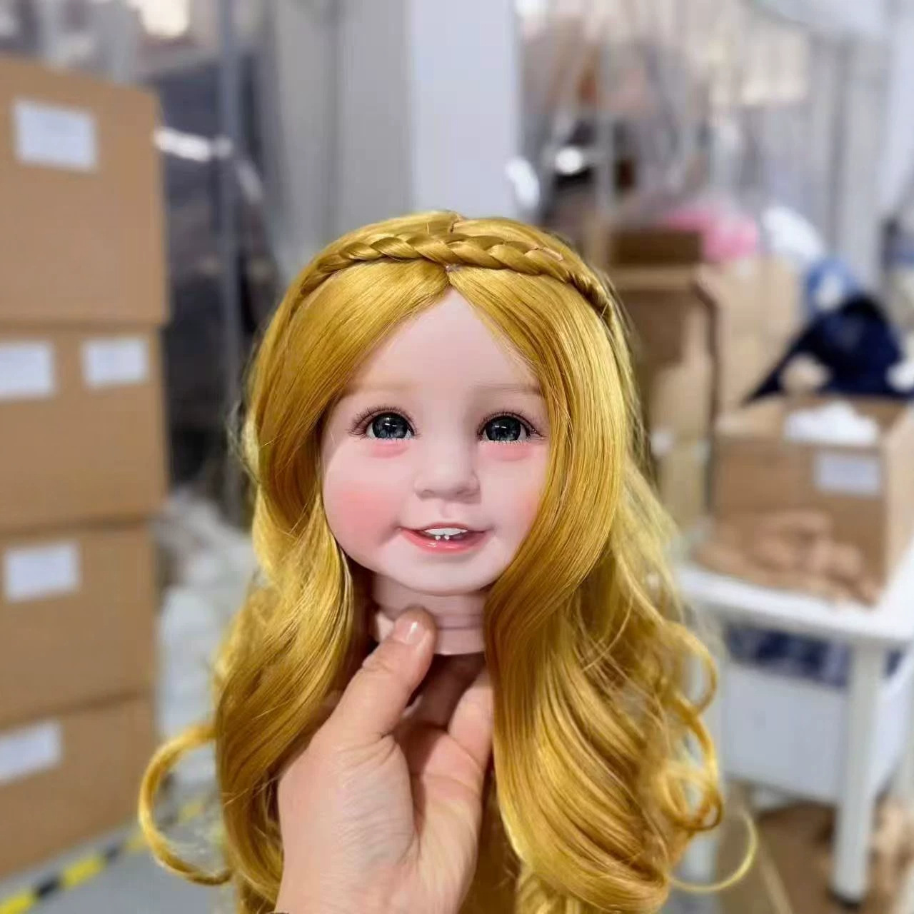 Cuatro dientes y seis dientes accesorios DIY muñeca peluca cubierta de seda de alta temperatura de color alrededor de 42 cm sólo venta cubierta de peluca