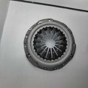 31210-26130 is suitable for Toyota sea lion helax 2KDFTV engine clutch pressure plate