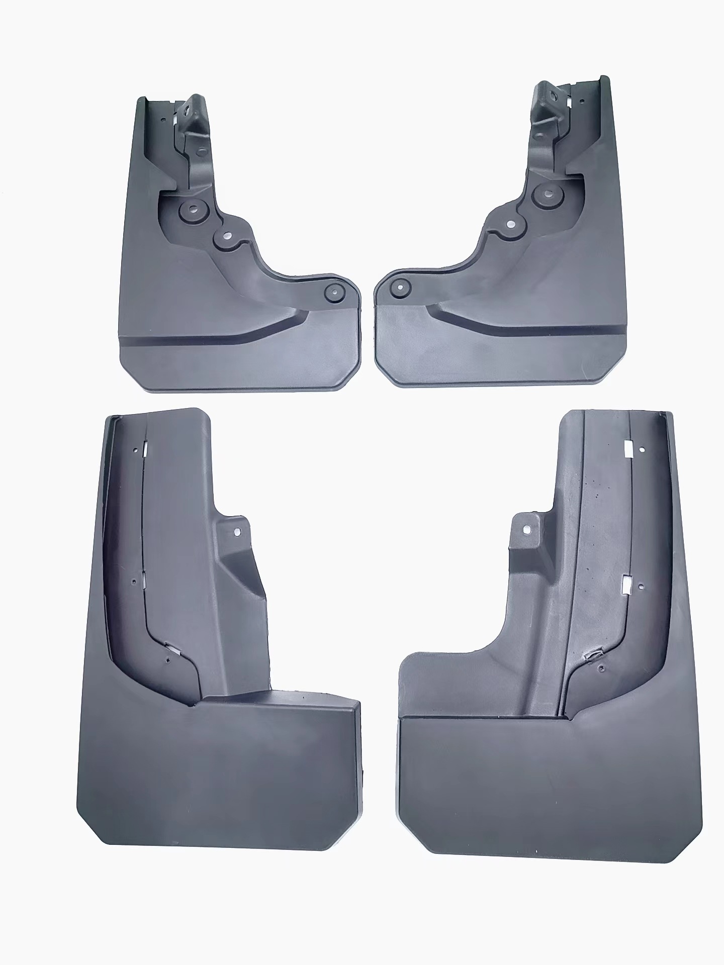 La versión híbrida del tanque 300 2024 (pedal eléctrico) con 6 clips