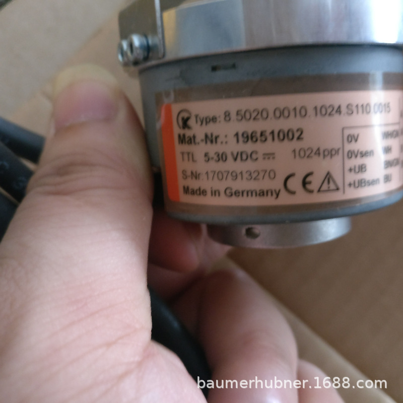 kubler角度编码器8.A02H.62AA.2048.0150替代baumer编码器
