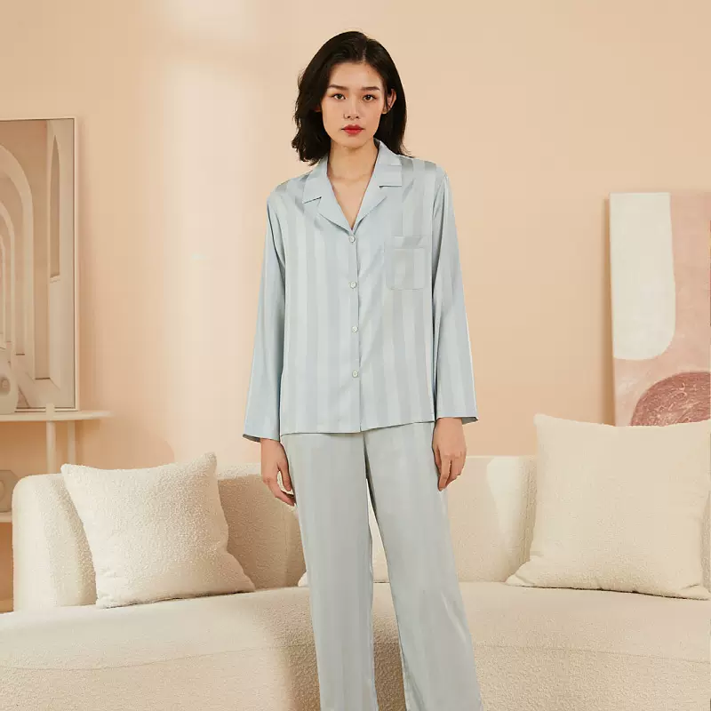 工厂现货提花冰丝家居服女士竖条纹仿真丝睡衣女春夏外穿套装批发