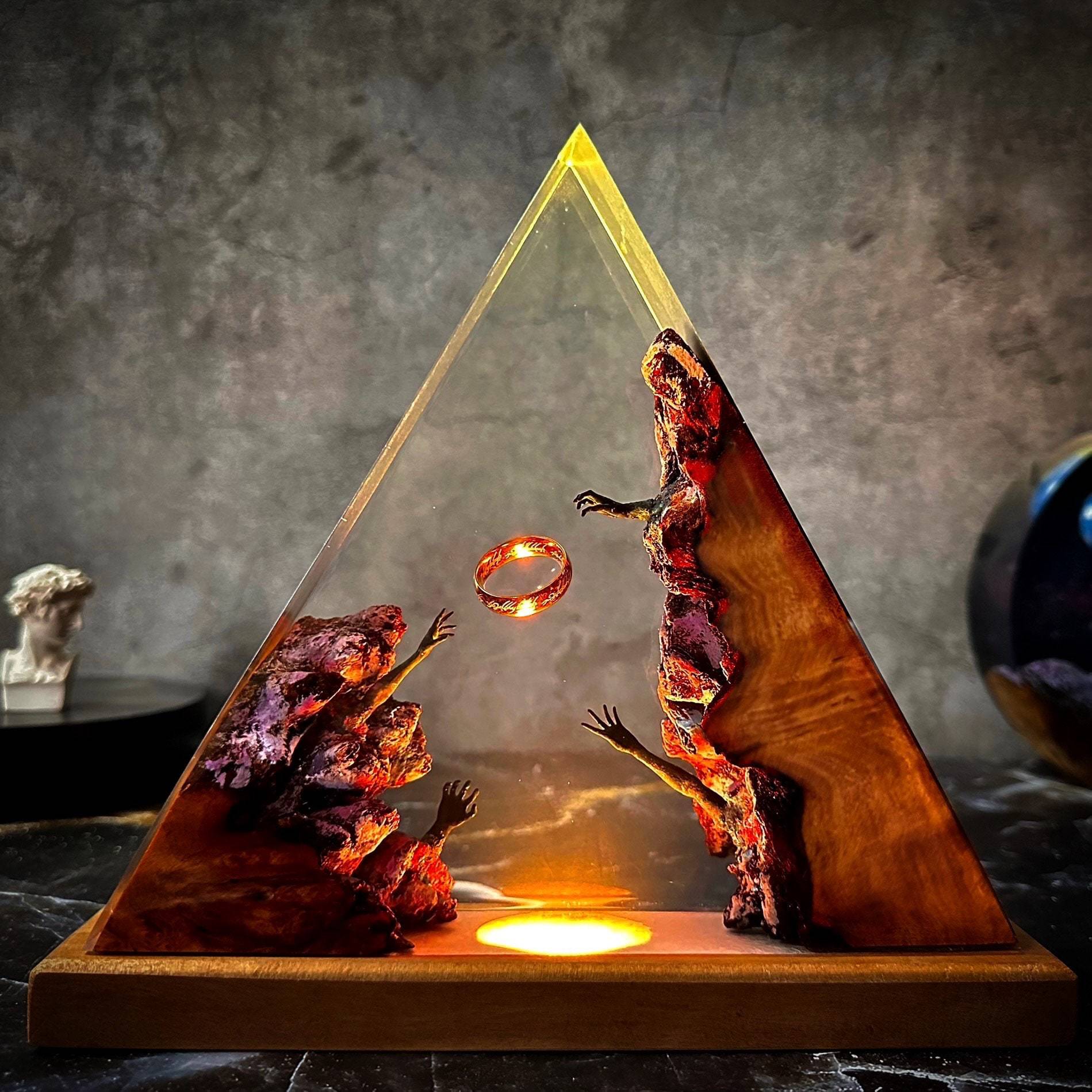 El señor de los anillos resina epoxi madera luz de noche regalo hecho a mano luz de resina marina regalo de novio decoración del hogar