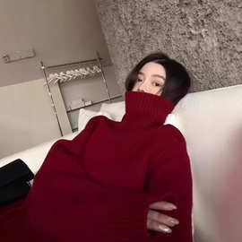 新年穿搭红色高领软糯套头毛衣女秋冬慵懒松弛感宽松加厚针织上衣