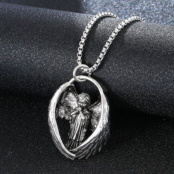 fashionable necklace