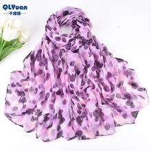 秋冬新款经典百搭优质巴厘纱印花女透气轻薄围巾防晒旅游纱巾