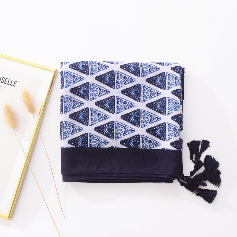 Venta caliente transfronteriza retro artístico púrpura azul triángulo patrón geométrico algodón y lino sentir bufanda Otoño e Invierno viajes chal