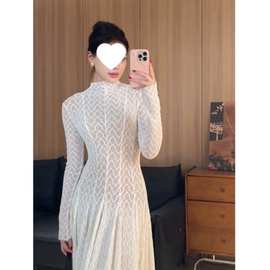 白色蕾丝连衣裙秋冬2025新款气质长袖法式长裙裙子图片色扎染