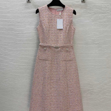 25秋季气质名媛风双口袋珍珠钻纽扣修身显瘦无袖背心连衣裙