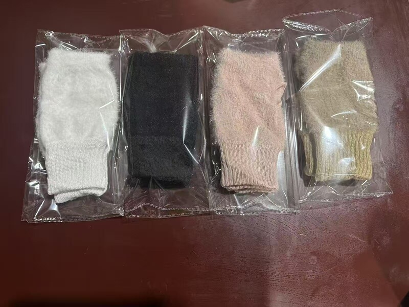 新款ins风半指毛绒手套高颜值公主保暖秋冬款手袜可触屏学生上课|undefined